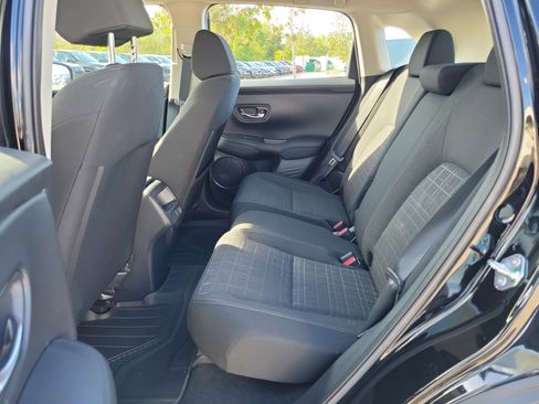 Used 2024 Honda HR-V LX image 12