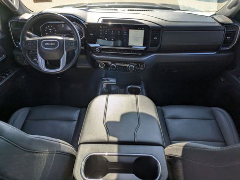Used 2023 GMC Sierra 1500 SLT image 16