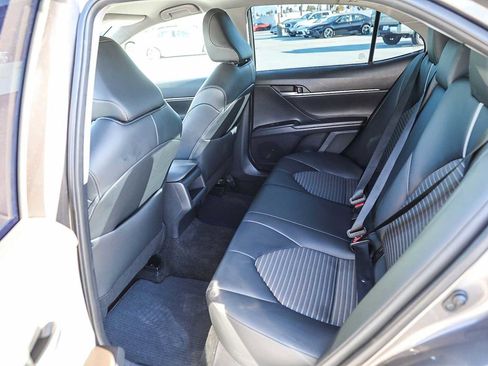 Used 2024 Toyota Camry SE image 18