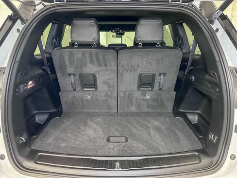 New 2026 Jeep Grand Cherokee L 4WD image 13
