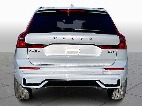 New 2026 Volvo XC60 B5 Ultra w/ Protection Package Premier image 4