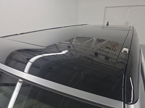 Used 2024 Rivian R1S Adventure image 13