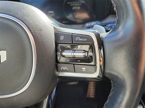 Used 2023 Kia Sorento SX Prestige image 29