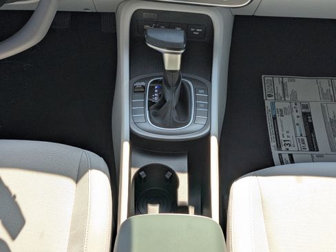 Used 2026 Hyundai Kona SE FWD image 20