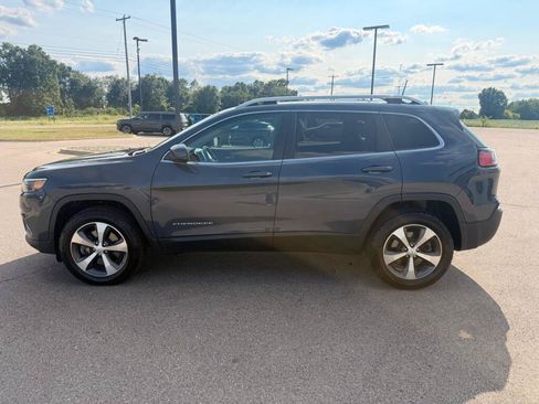 Used 2020 Jeep Cherokee Limited AWD/4WD image 6