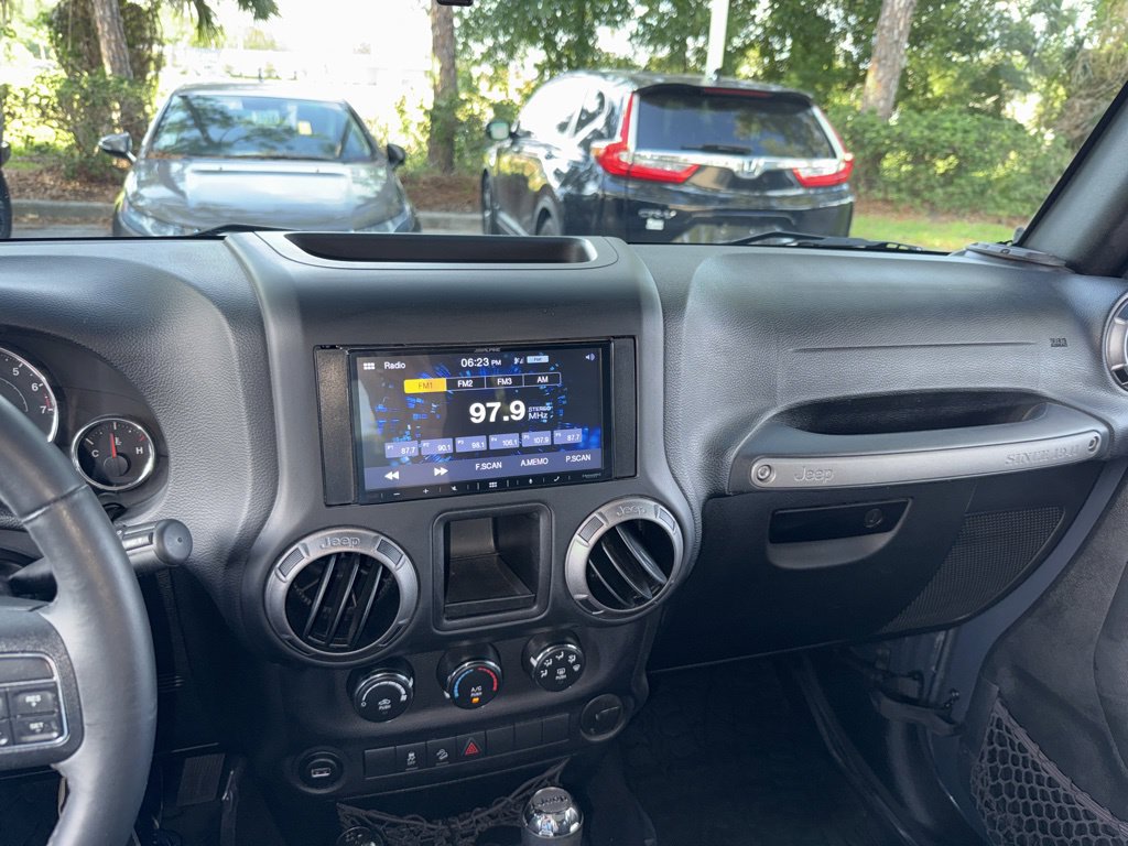Used 2018 Jeep Wrangler Sport AWD/4WD image 29