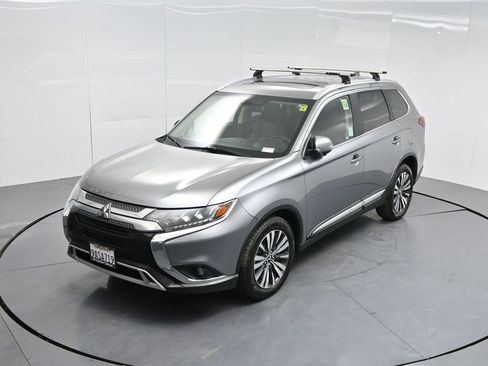 Used 2019 Mitsubishi Outlander SEL image 55