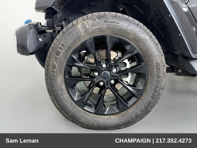 Used 2024 Jeep Wrangler Unlimited Sahara AWD/4WD image 28