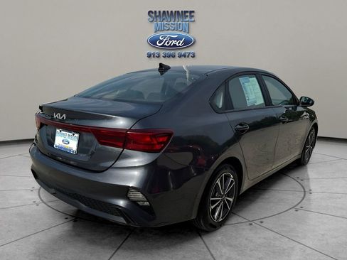 Used 2023 Kia Forte LXS image 5
