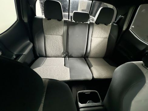 Used 2022 Toyota Tacoma TRD Sport w/ Technology Package image 33