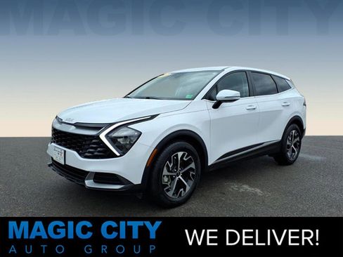 Used 2023 Kia Sportage EX image 1