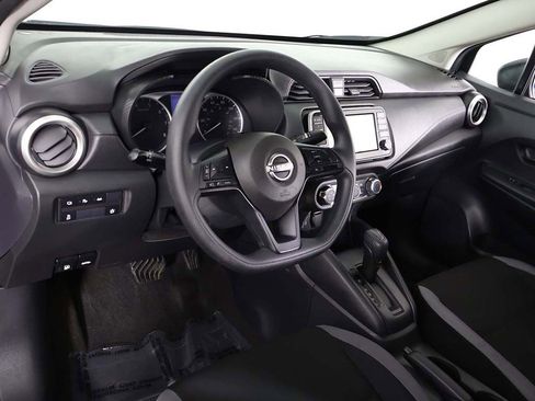Used 2025 Nissan Versa S FWD image 23