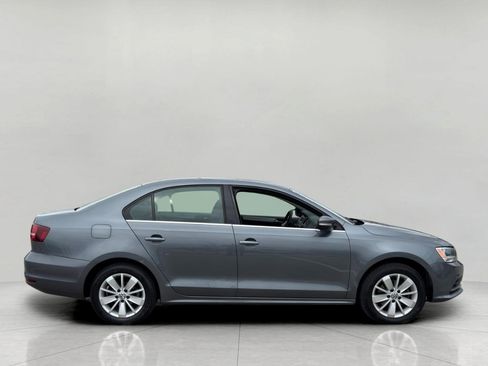 Used 2016 Volkswagen Jetta SE FWD image 7