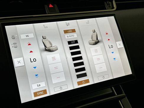 Certified 2025 Land Rover Range Rover Evoque S image 18