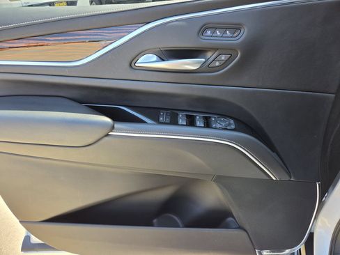Used 2023 Cadillac Escalade Premium Luxury w/ LPO, Floor Liner Package AWD/4WD image 13
