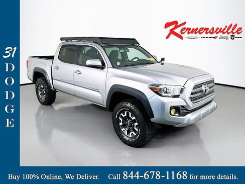 Used 2017 Toyota Tacoma TRD Off-Road w/ Tow Package (A/T) AWD/4WD image 1