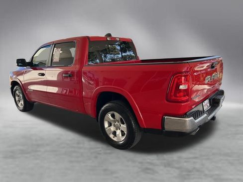 Used 2025 RAM 1500 Big Horn AWD/4WD image 4