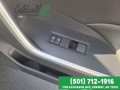 Used 2021 Toyota RAV4 XLE w/ Convenience Package image 30
