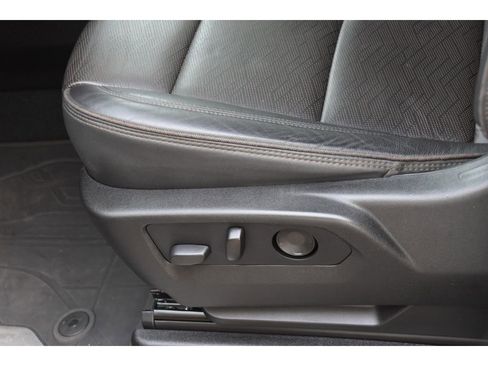 Used 2021 Chevrolet Suburban High Country w/ Premium Package image 34