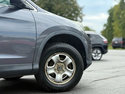 Used 2016 Honda CR-V LX image 38