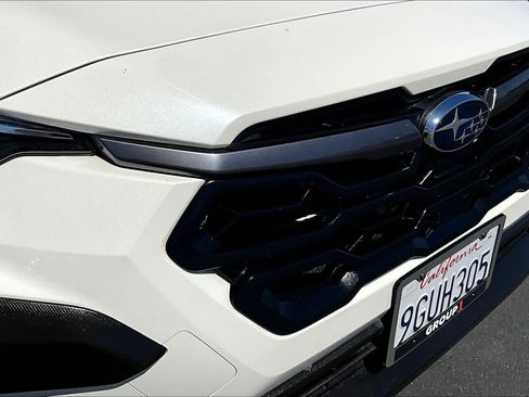 Used 2024 Subaru Crosstrek 2.0i Premium image 29