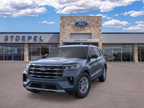 New 2026 Ford Explorer Active w/ Active Comfort Package RWD image 2
