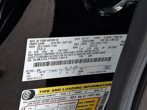 Used 2019 Lincoln Navigator L Reserve image 28