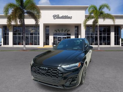 Used 2023 Audi SQ5 Prestige AWD/4WD image 5