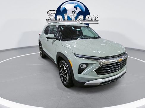 New 2026 Chevrolet TrailBlazer LT w/ Convenience Package image 2