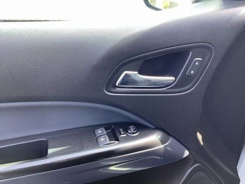 Used 2019 Chevrolet Colorado Z71 image 10