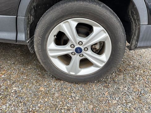 Used 2014 Ford Escape SE image 13