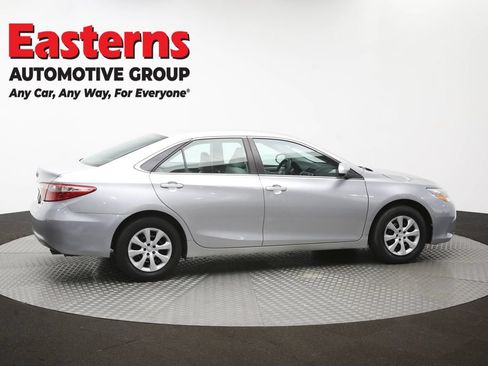 Used 2015 Toyota Camry LE FWD image 42
