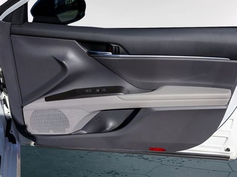 Used 2024 Toyota Camry LE image 29