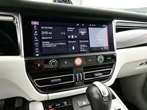 Certified 2023 Porsche Macan S AWD/4WD image 10