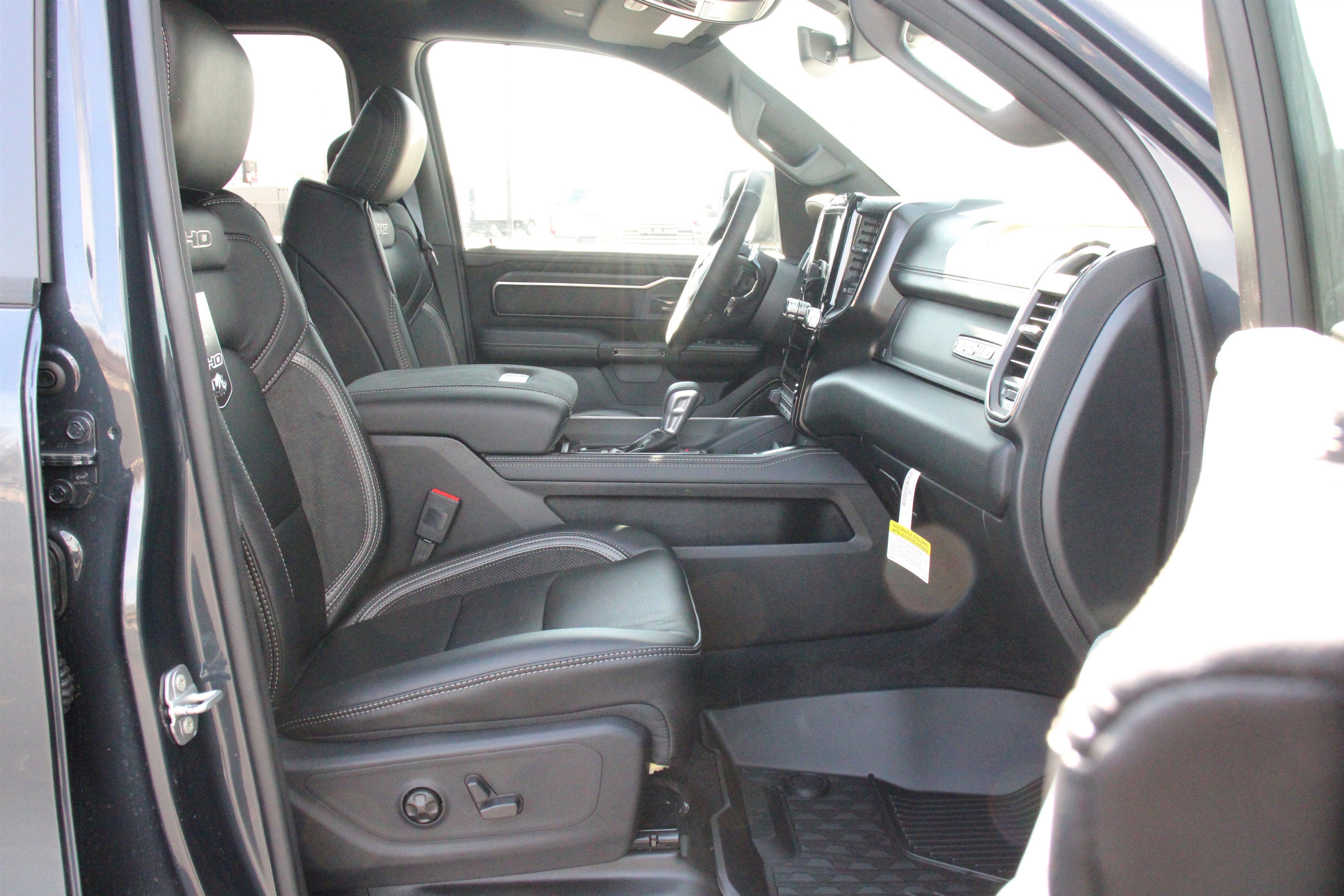 New 2026 RAM 1500 RHO AWD/4WD image 31