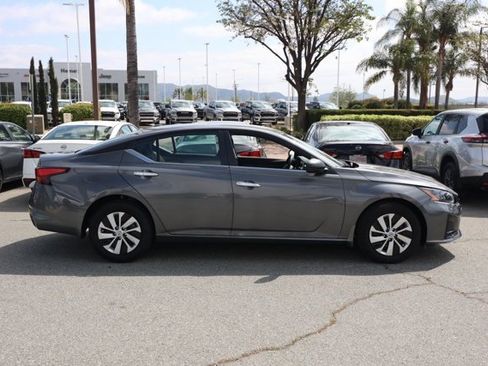 New 2025 Nissan Altima 2.5 S image 3