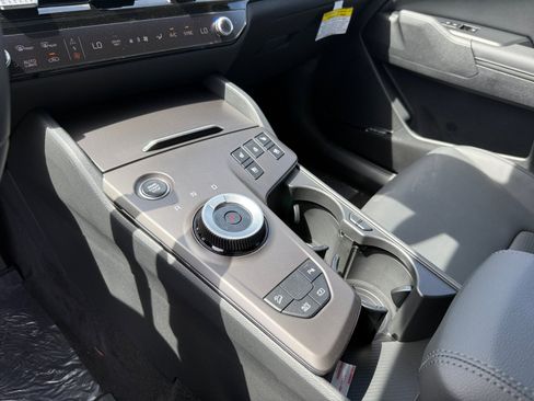 New 2026 Kia Sportage SX Prestige AWD/4WD image 13