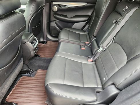 Used 2020 INFINITI QX50 Sensory w/ Proactive Package FWD image 31