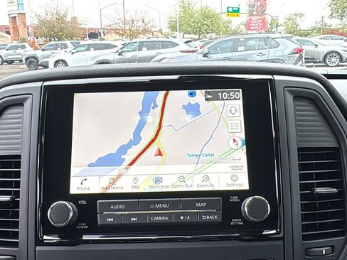 Used 2022 Nissan Titan SV w/ SV Convenience Package image 19