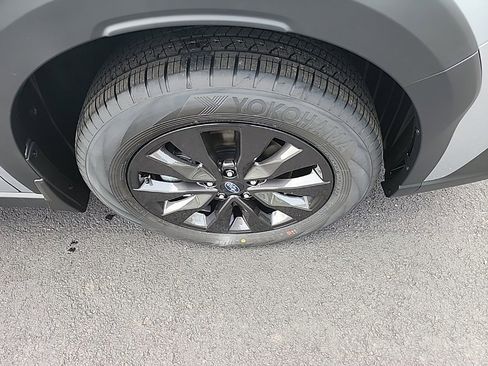 Used 2025 Subaru Outback Onyx Edition image 12