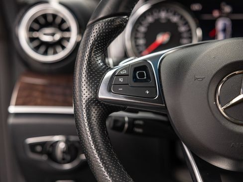 Used 2018 Mercedes-Benz E 400 Coupe image 32