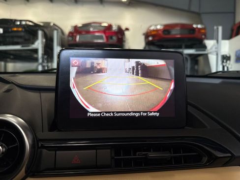 Used 2019 MAZDA MX-5 Miata RF Grand Touring w/ Interior Package image 83