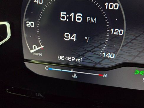 Used 2023 GMC Yukon XL Denali Ultimate AWD/4WD image 47