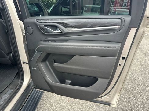 Used 2021 GMC Yukon XL Denali w/ Denali Premium Package RWD image 16
