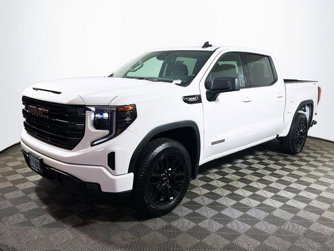 Used 2026 GMC Sierra 1500 Elevation AWD/4WD image 3