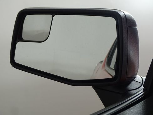 Used 2025 GMC Sierra 1500 Elevation image 39