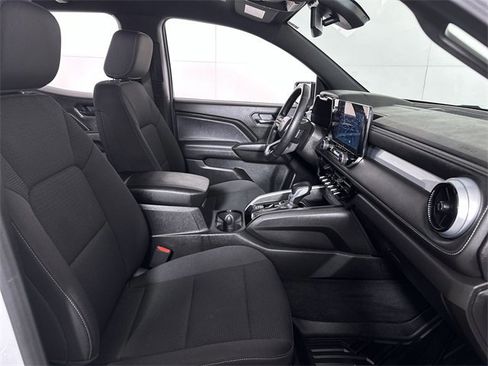 Used 2024 Chevrolet Colorado LT w/ LT Convenience Package II image 29