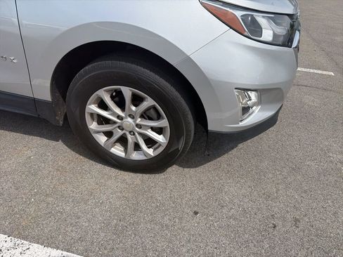 Used 2020 Chevrolet Equinox LT image 4