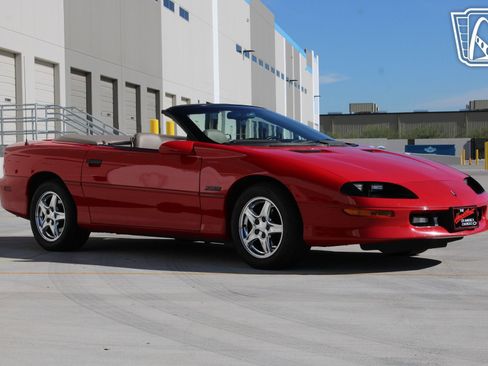 Used 1997 Chevrolet Camaro Z28 w/ Preferred Equipment Group 2 image 4