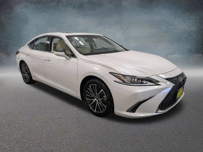Used 2022 Lexus ES 300h w/ Premium Package